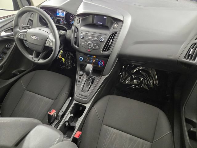Used 2018 Ford Focus SE FWD image 32