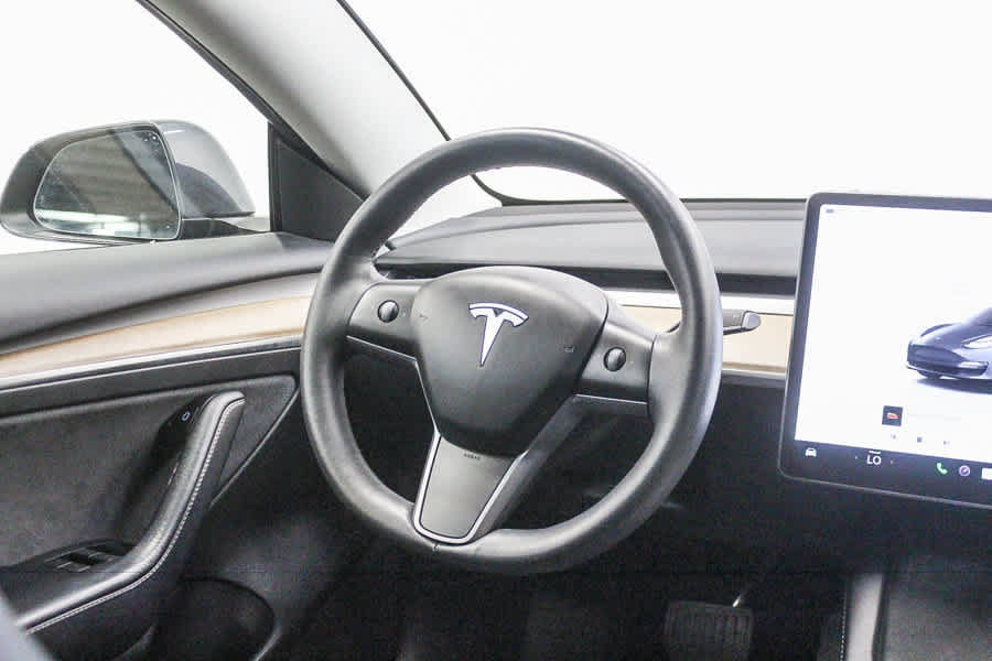 Used 2023 Tesla Model 3 Standard Range RWD image 16
