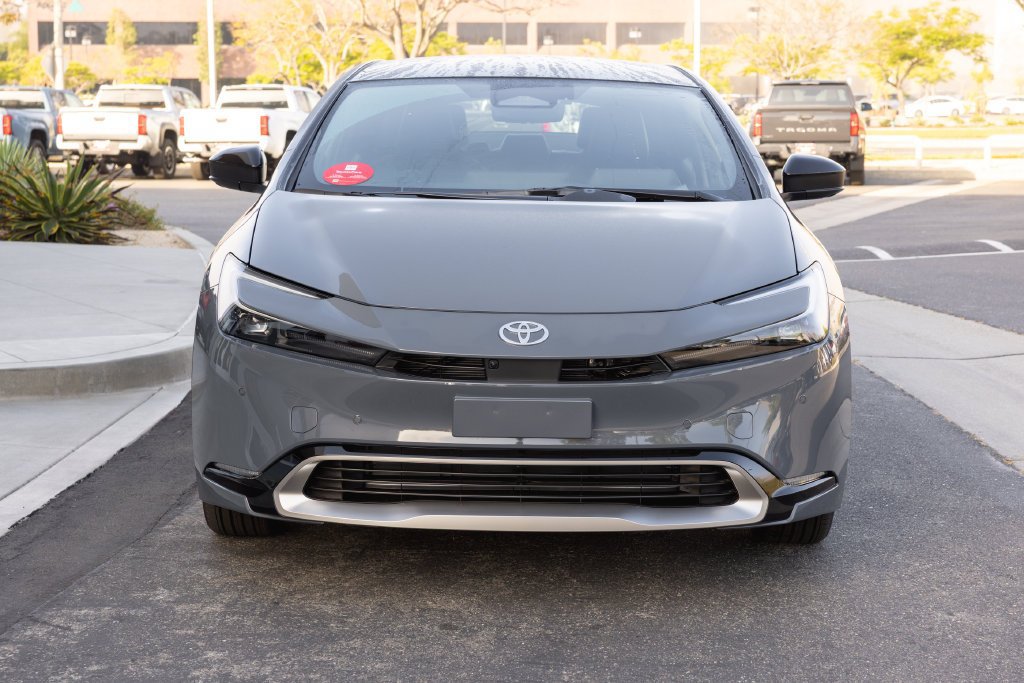 New 2027 Toyota Prius Plug-In Hybrid w/ Limited Premium Package FWD image 3