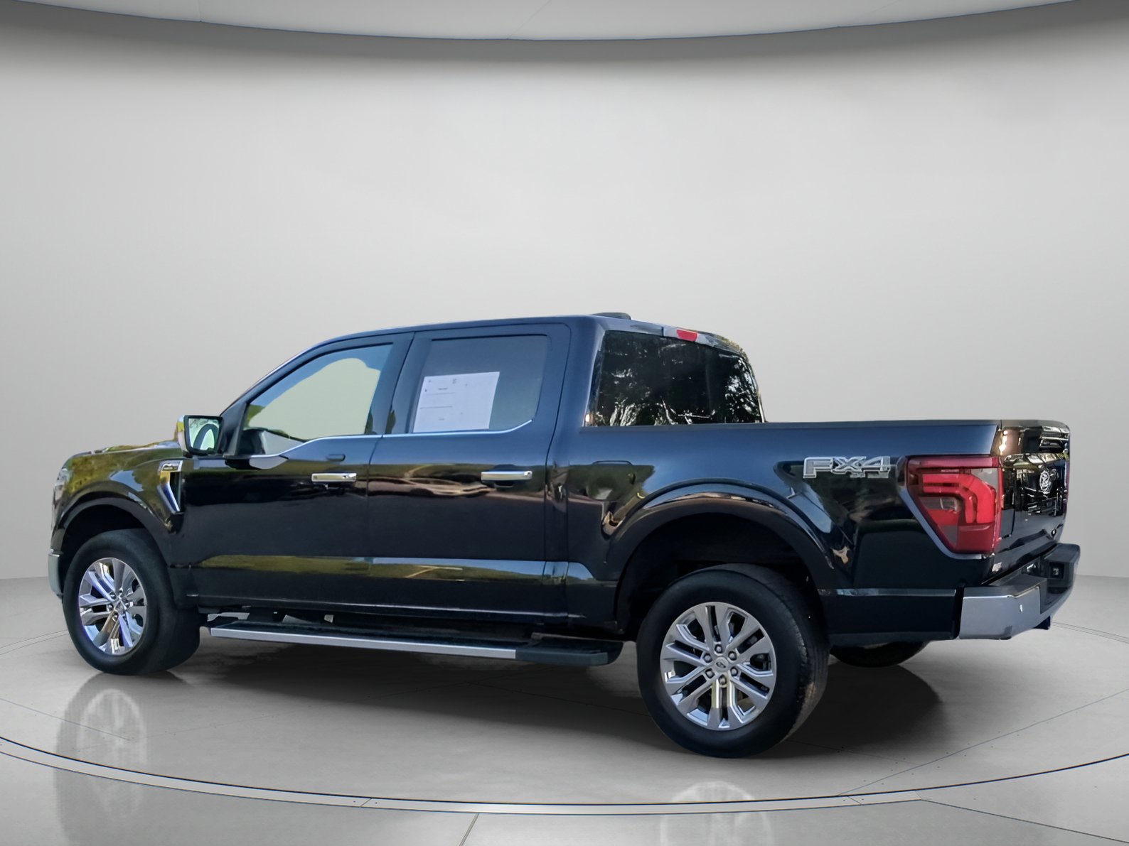 Certified 2025 Ford F150 Lariat w/ Equipment Group 501A Mid AWD/4WD image 19