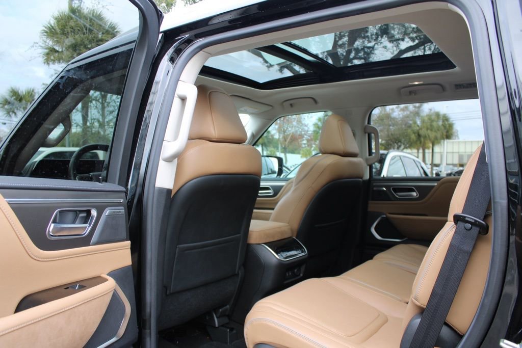 Certified 2025 INFINITI QX80 Luxe image 44