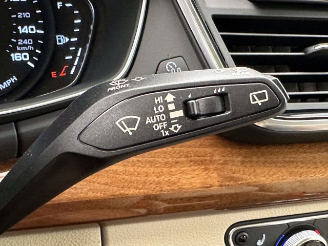 Certified 2023 Audi Q5 2.0T Premium w/ Convenience Package AWD/4WD image 32