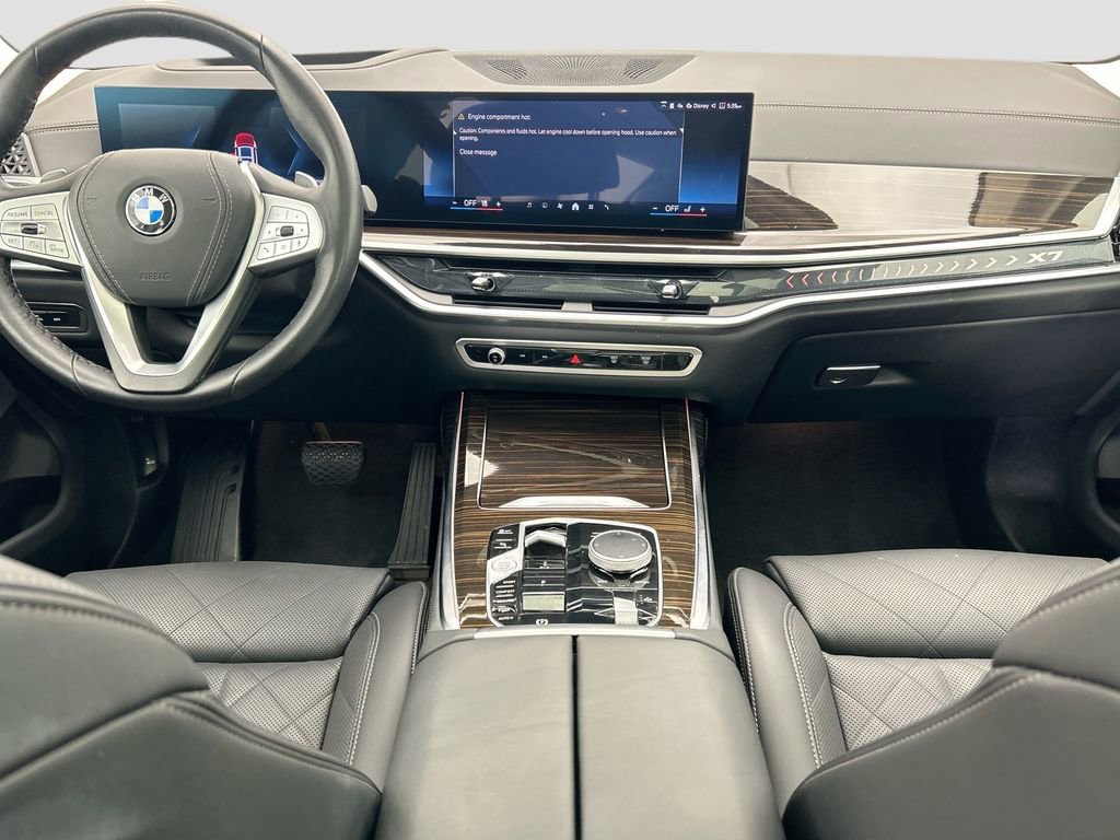 Used 2026 BMW X7 xDrive40i image 13
