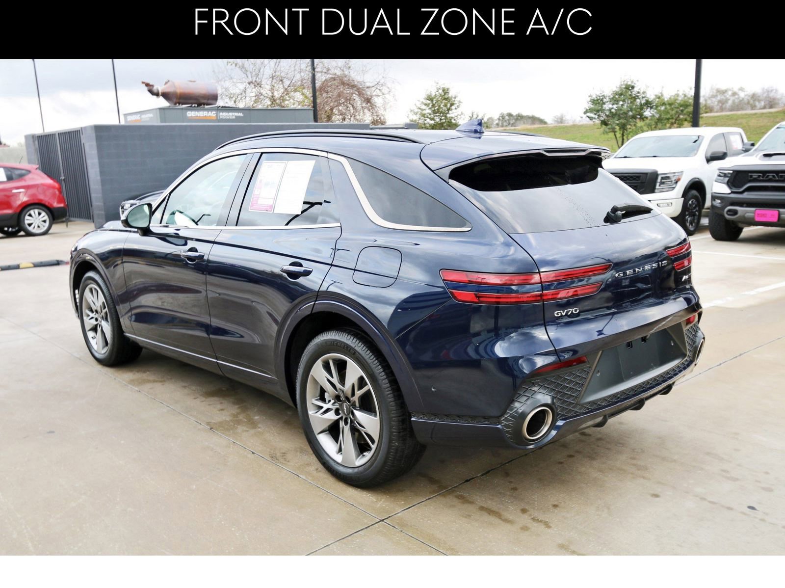 Used 2022 Genesis GV70 3.5T Sport w/ Sport Advanced Package image 6