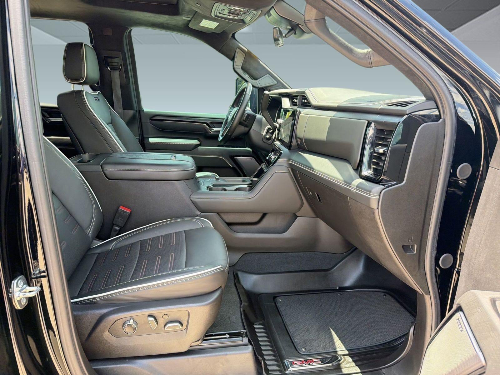 Used 2025 GMC Sierra 2500 AT4X AWD/4WD image 31