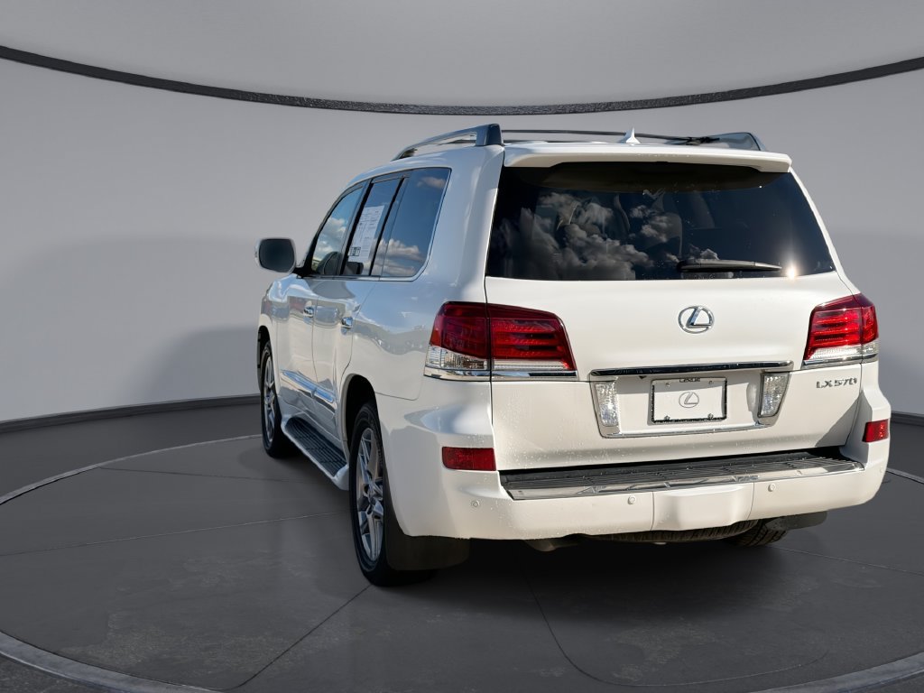 Used 2015 Lexus LX 570 4WD image 10