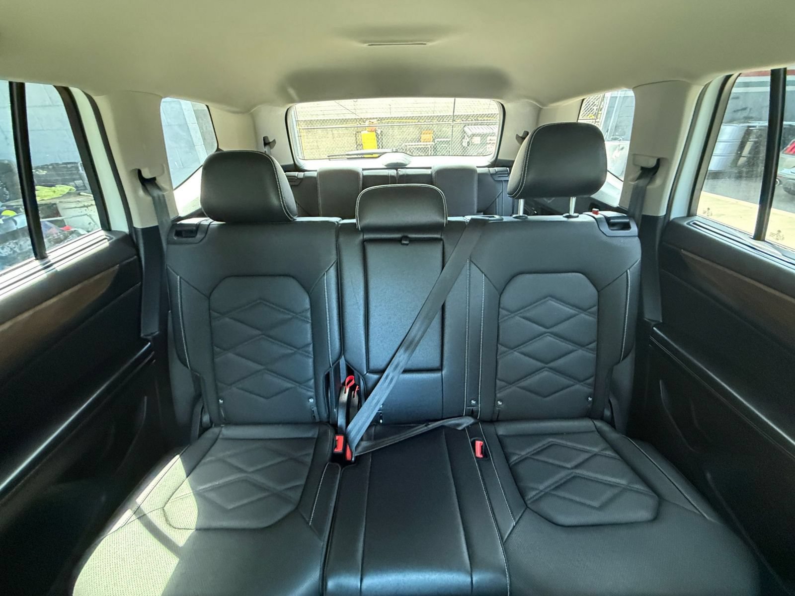 Used 2026 Volkswagen Atlas SE FWD image 36