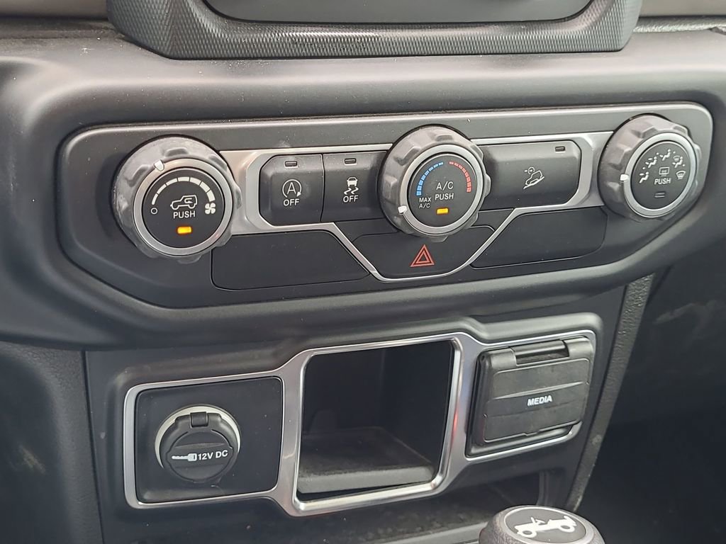 Used 2020 Jeep Wrangler Unlimited Sport AWD/4WD image 13