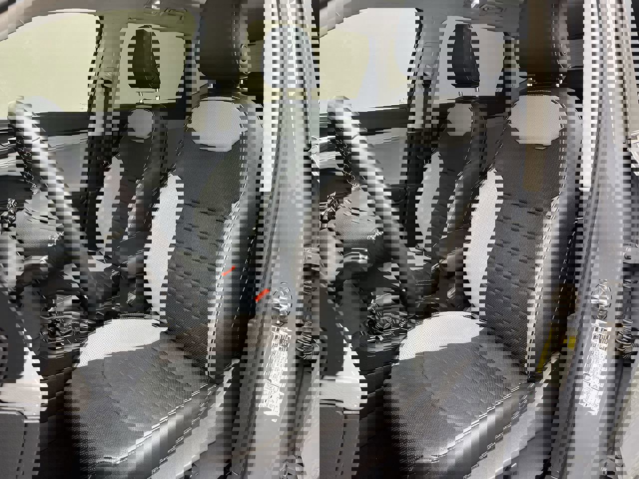 Used 2022 Volkswagen Taos SEL image 10