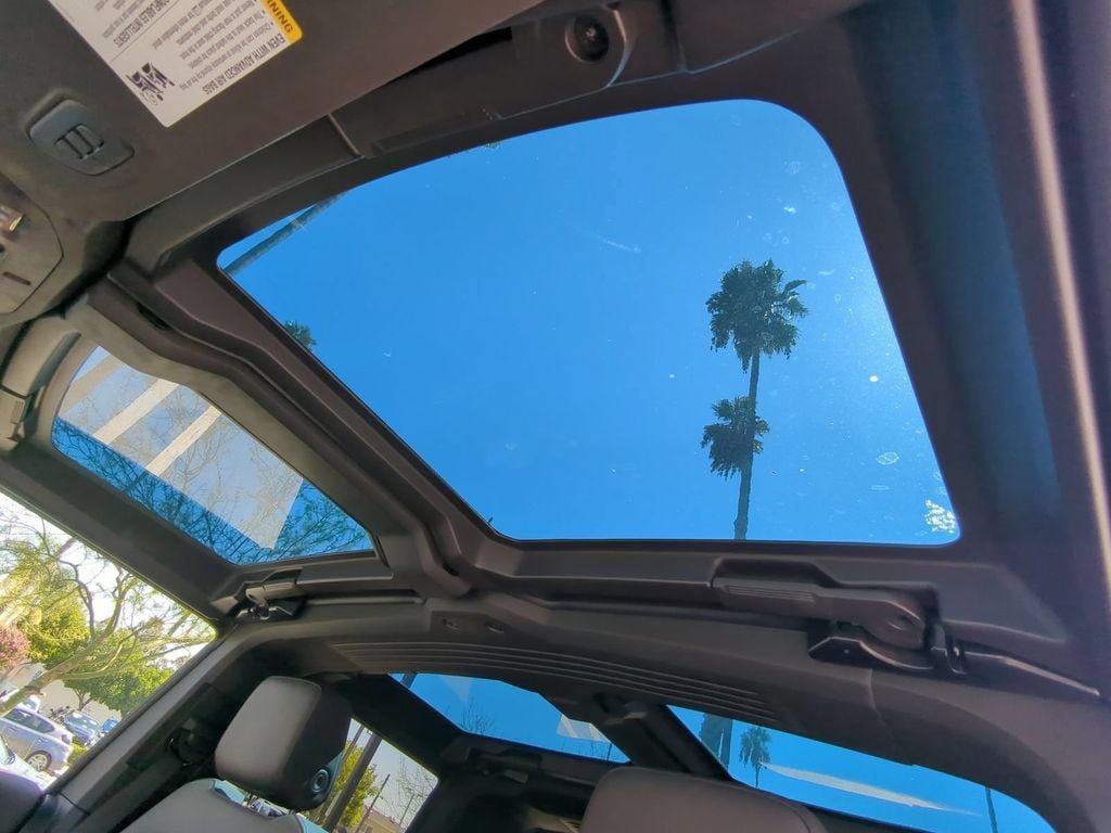 Used 2025 GMC Hummer EV 3X w/ Extreme Off-Road Package AWD/4WD image 23
