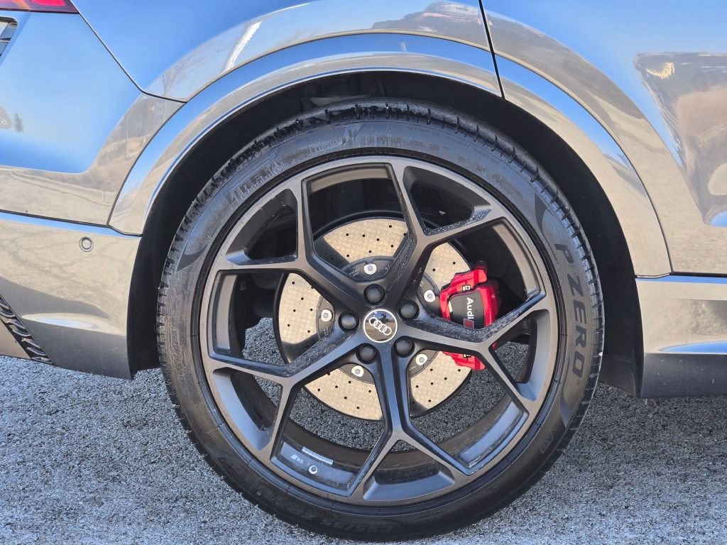 Used 2025 Audi RS Q8 performance image 12