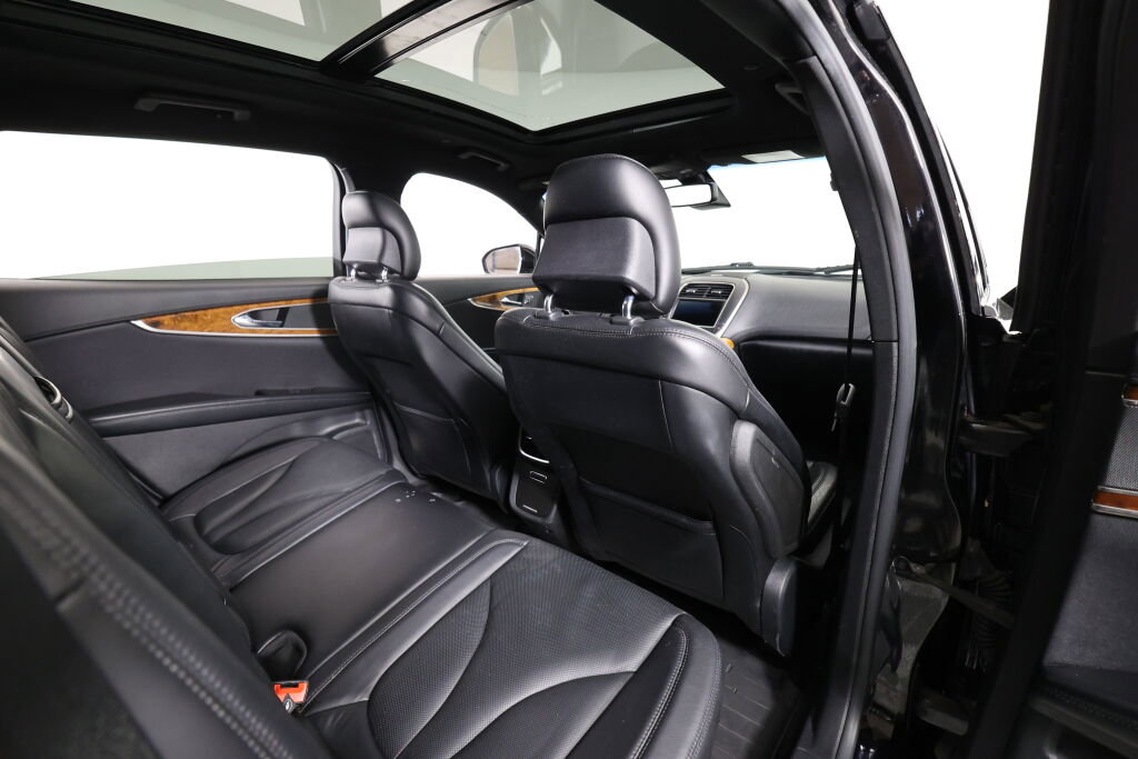 Used 2016 Lincoln MKX Reserve w/ Climate Package image 20