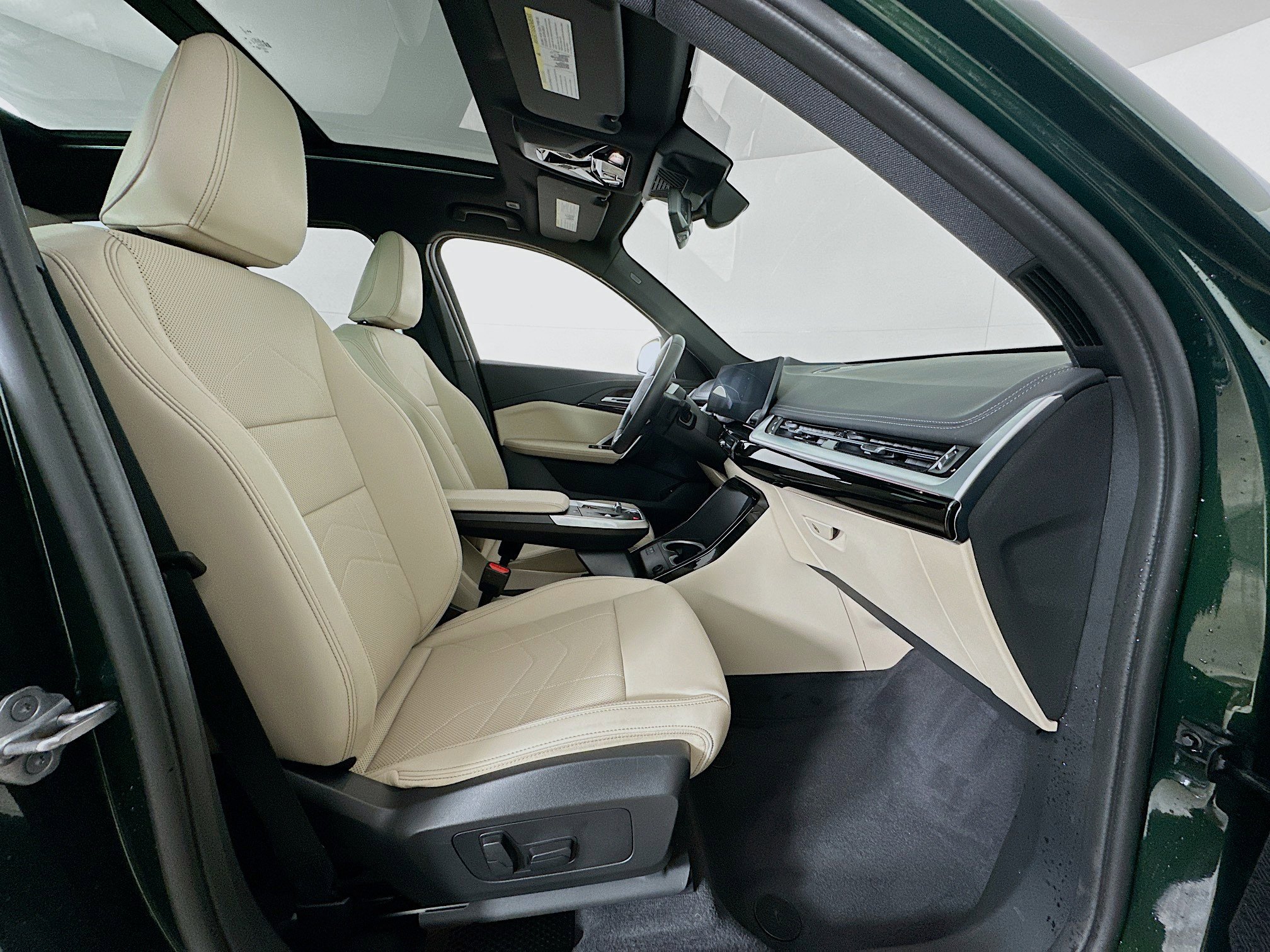 Used 2025 BMW X1 xDrive28i w/ Technology Package image 31