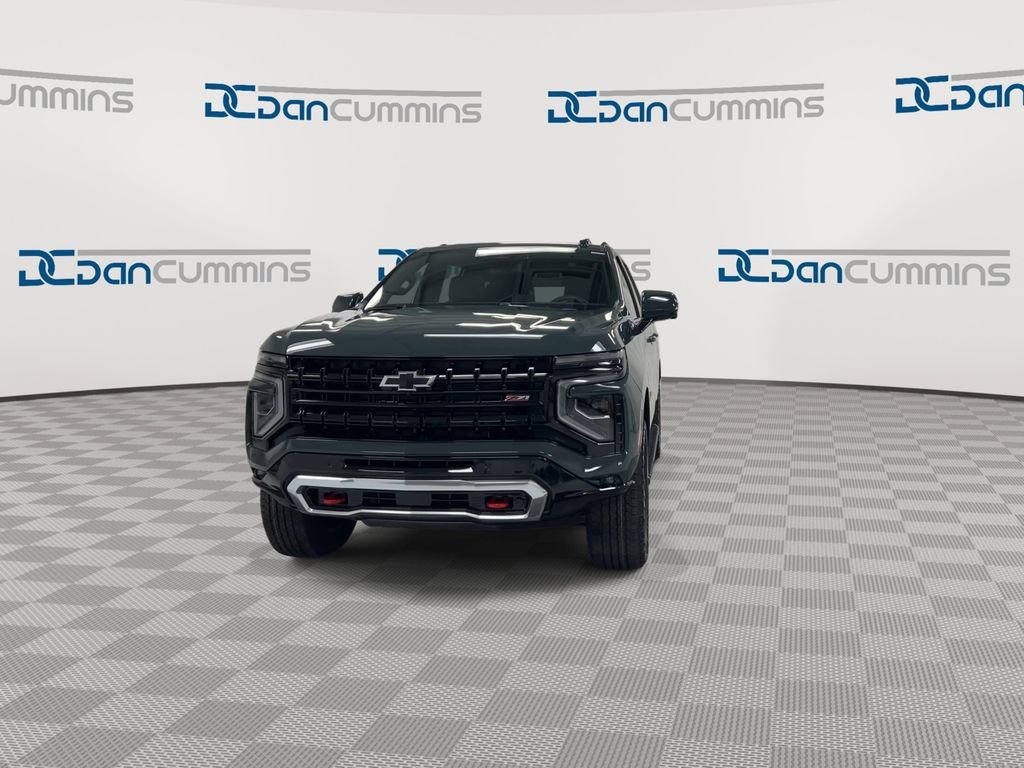 New 2026 Chevrolet Suburban Z71 w/ Comfort Package AWD/4WD image 3