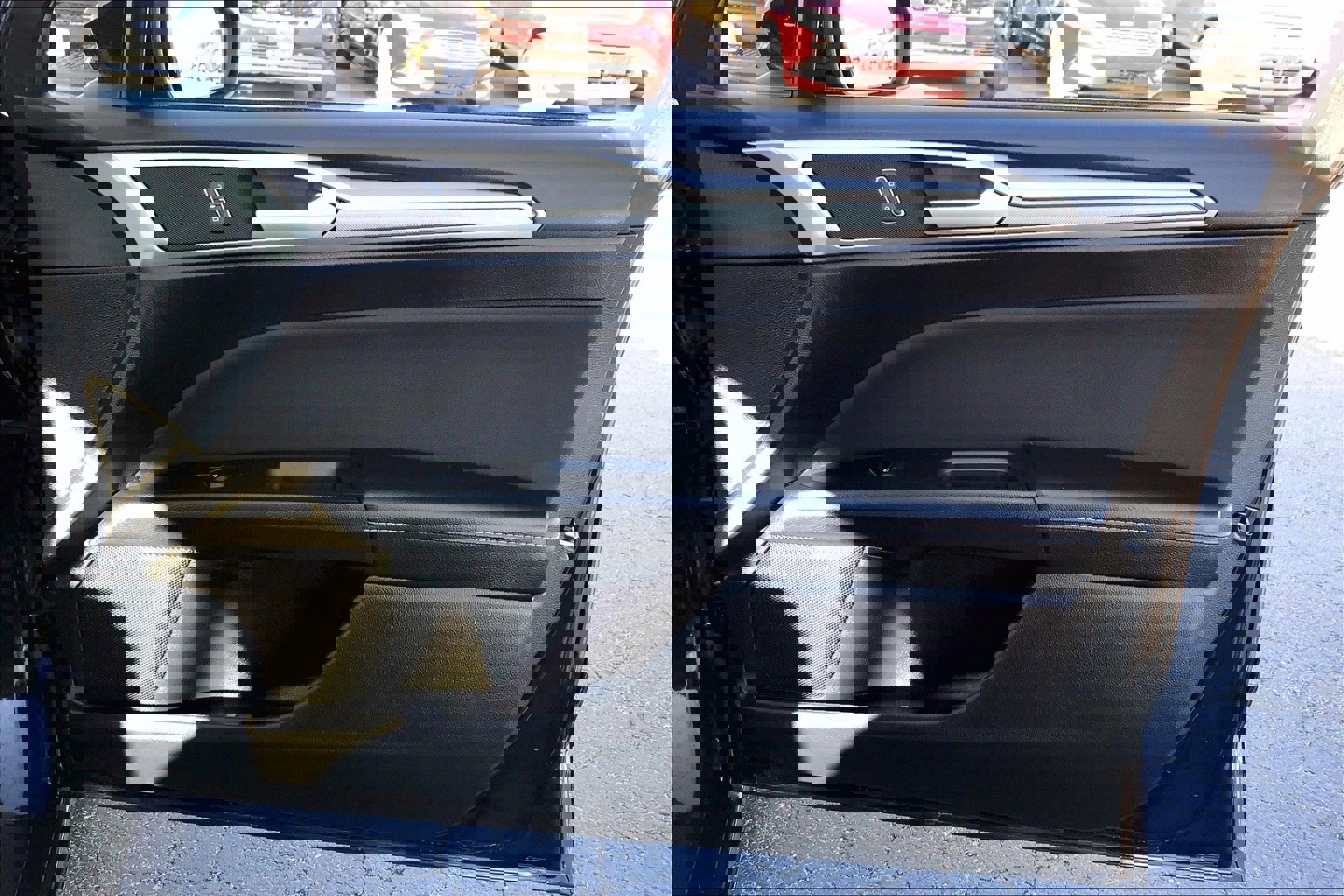 Used 2020 Ford Fusion SE image 26