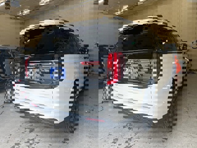 New 2025 Ford Expedition Platinum image 4