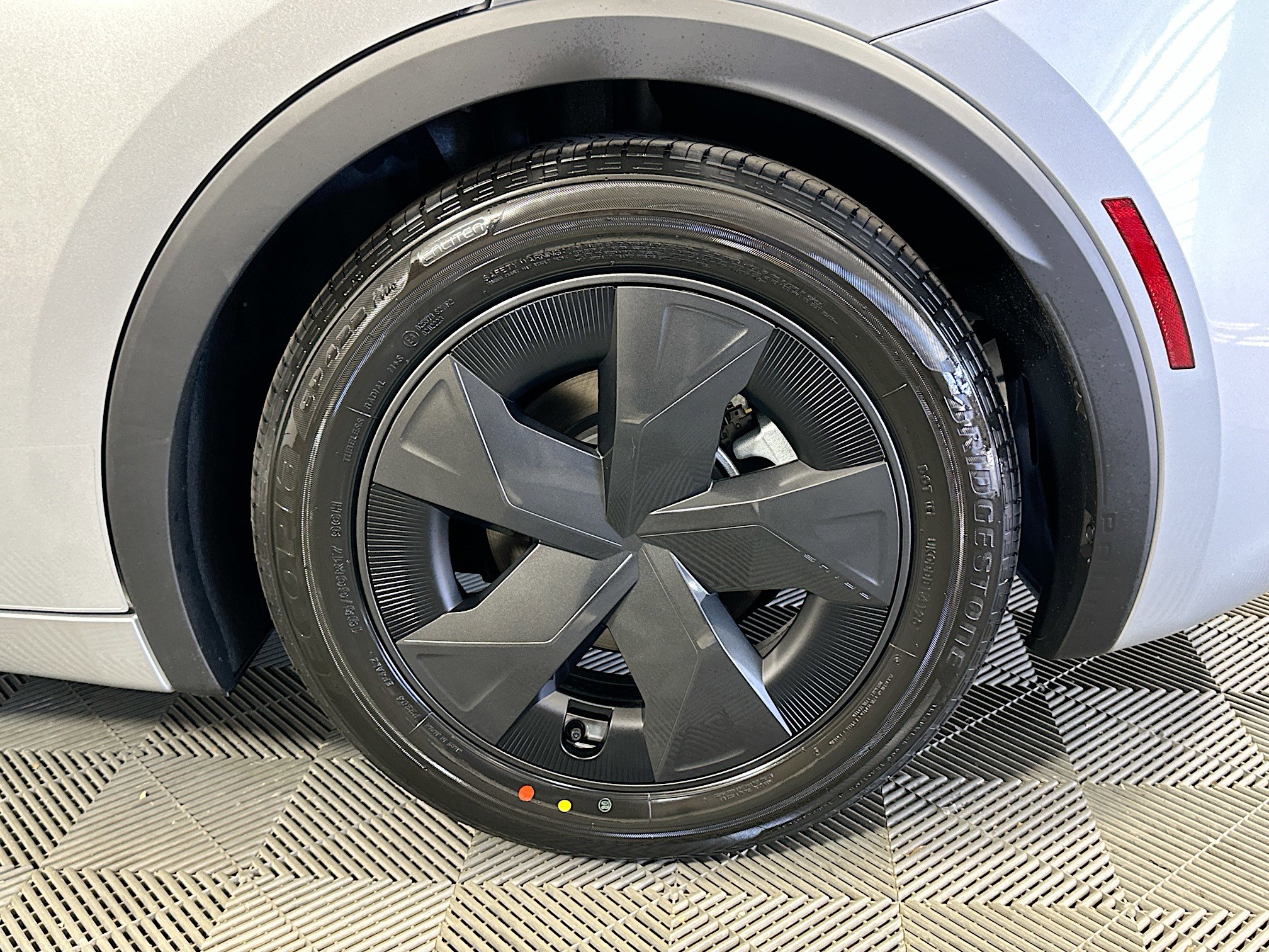 New 2026 Toyota Prius LE image 11