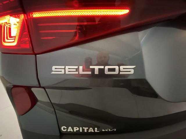 Used 2023 Kia Seltos EX AWD/4WD image 27