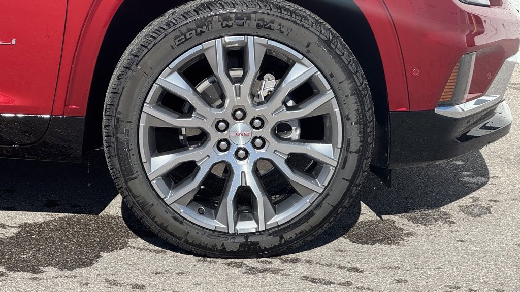 Used 2025 GMC Acadia Denali w/ Super Cruise Package image 4