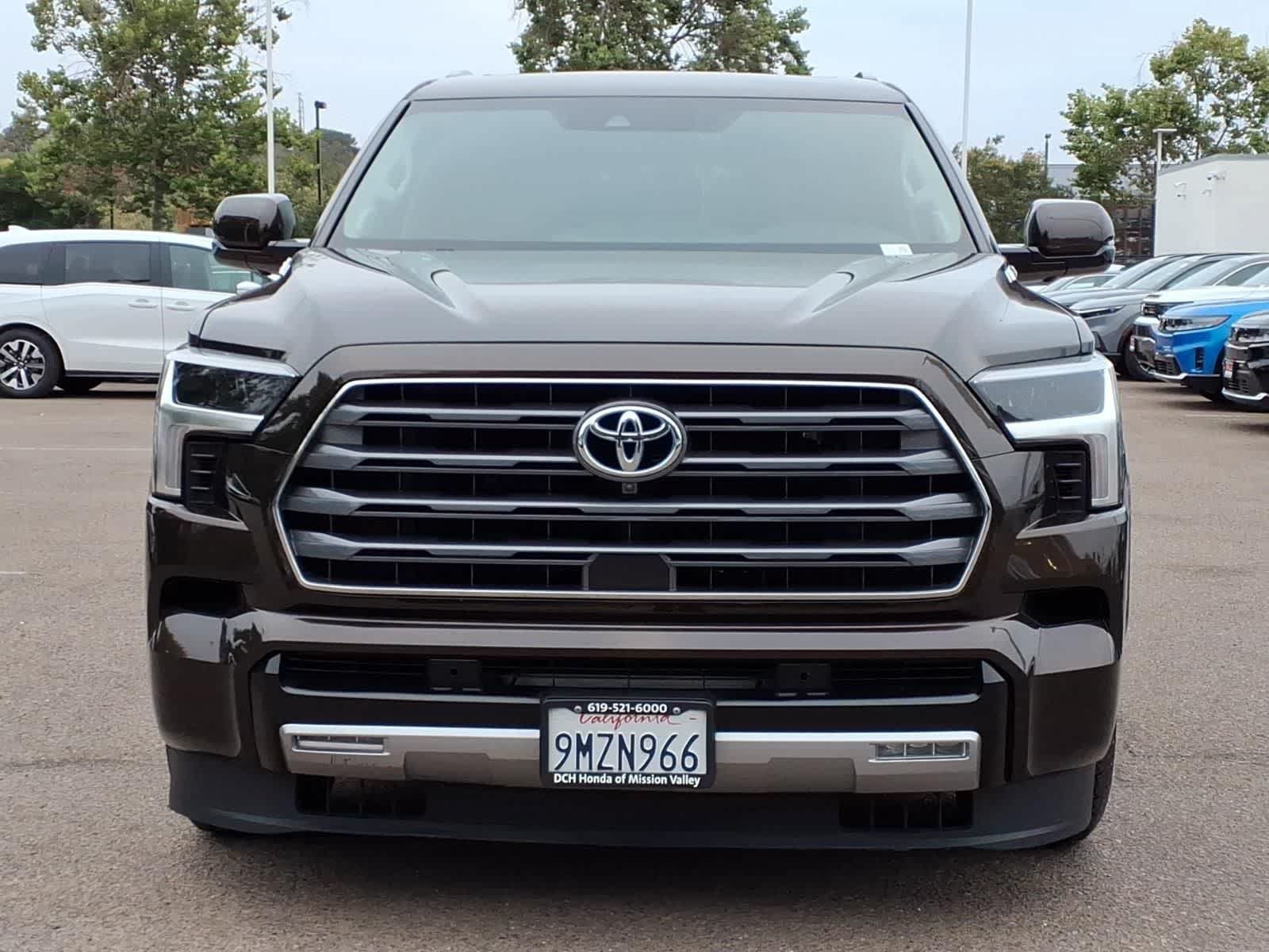 Used 2023 Toyota Sequoia Limited w/ Tow Technology Package AWD/4WD video 2