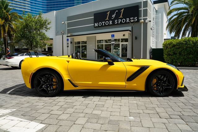 Used 2019 Chevrolet Corvette ZR1 RWD image 33
