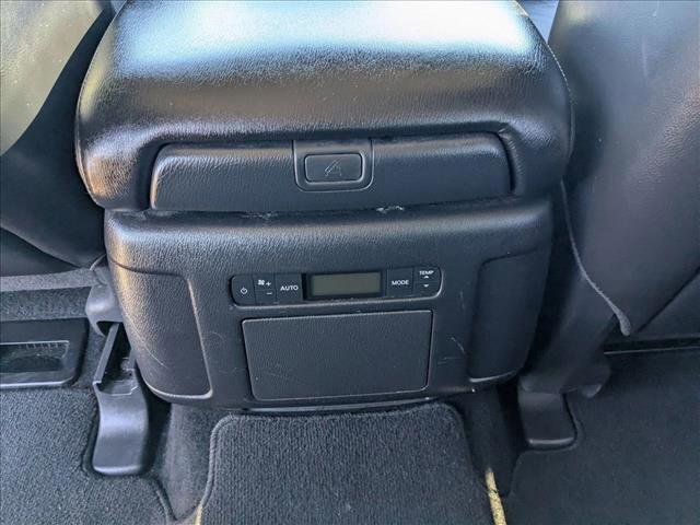 Used 2023 Nissan Armada SL w/ Captain's Chairs Package image 19