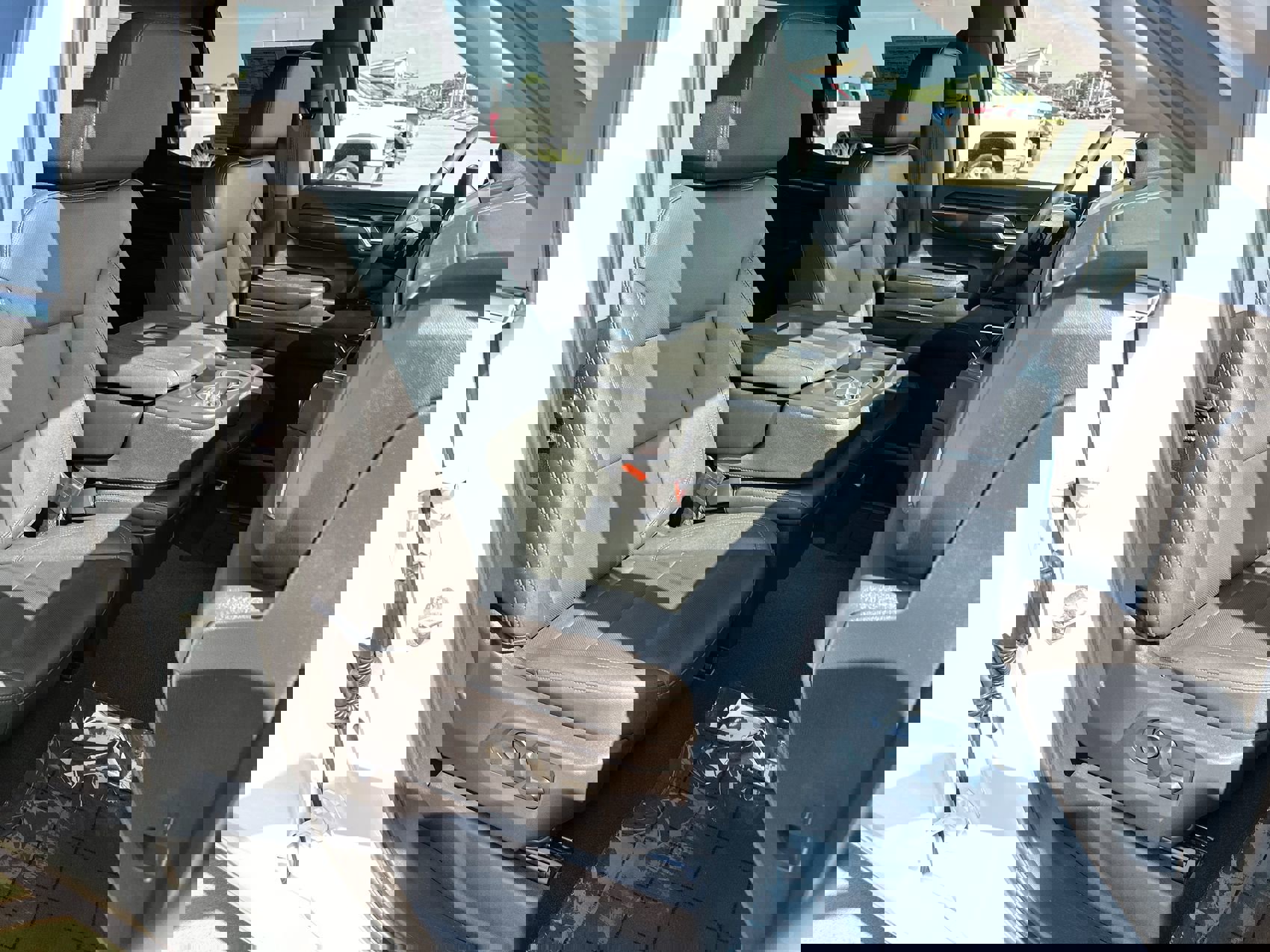 Used 2024 GMC Sierra 1500 SLT image 24