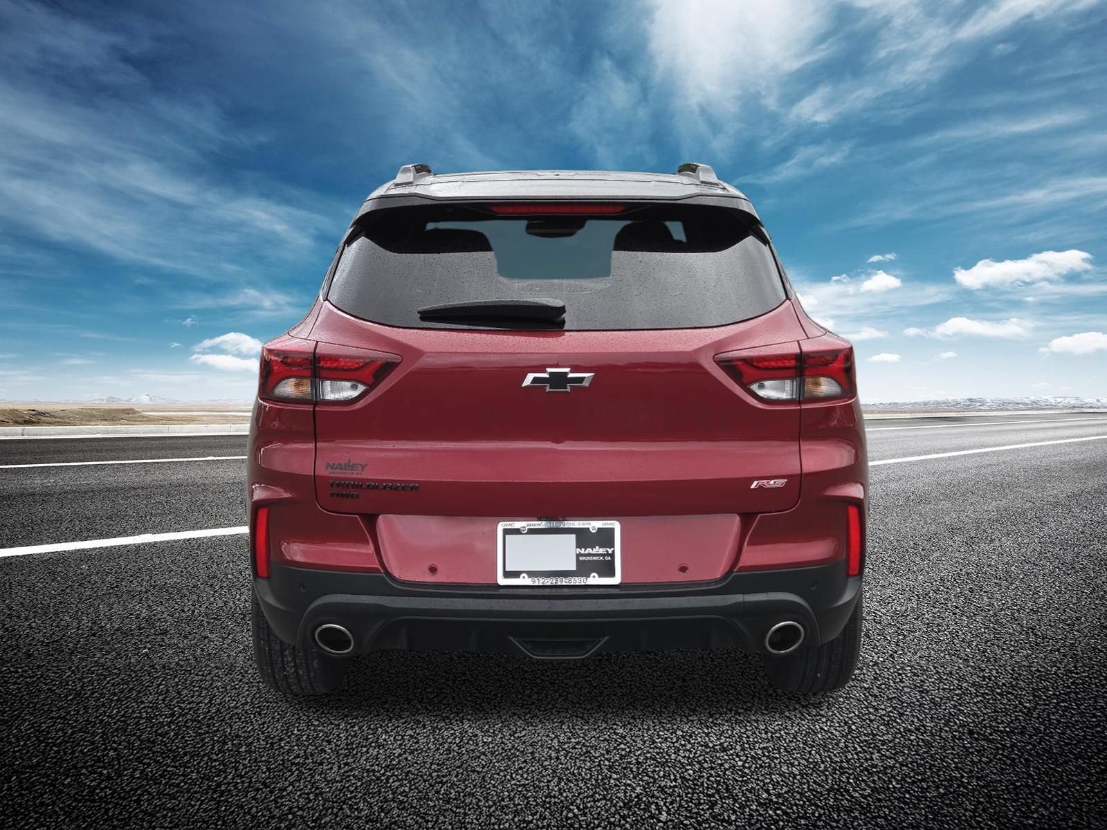 Used 2021 Chevrolet TrailBlazer RS w/ Sun and Liftgate Package AWD/4WD image 19