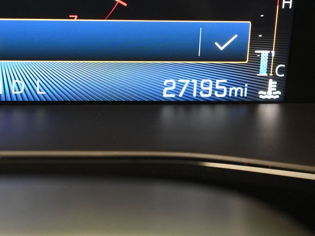 Used 2023 Chevrolet Colorado Z71 image 31