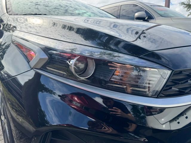 Certified 2024 Kia Forte LXS FWD image 9