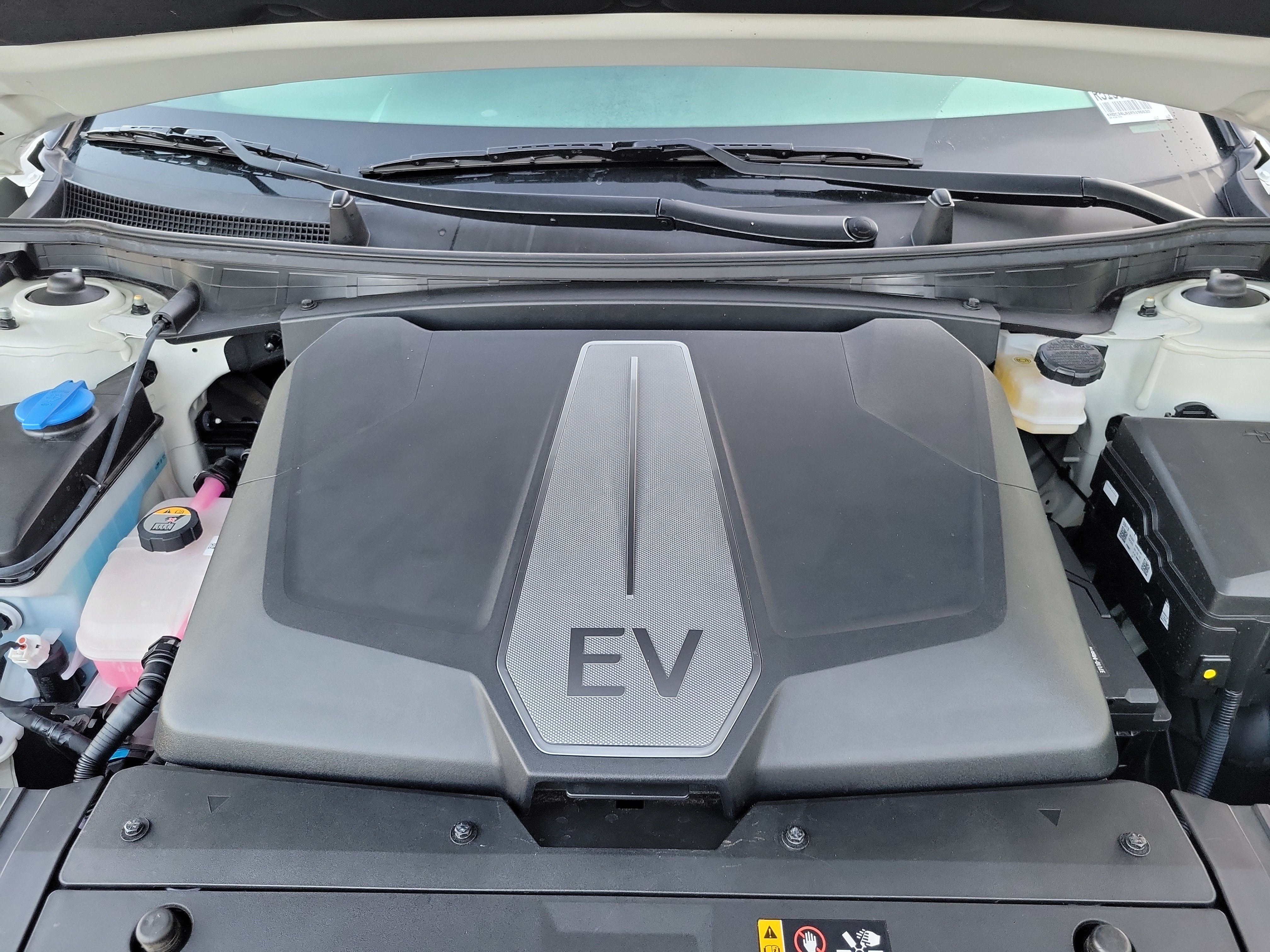 Used 2024 Kia EV6 Light RWD image 25