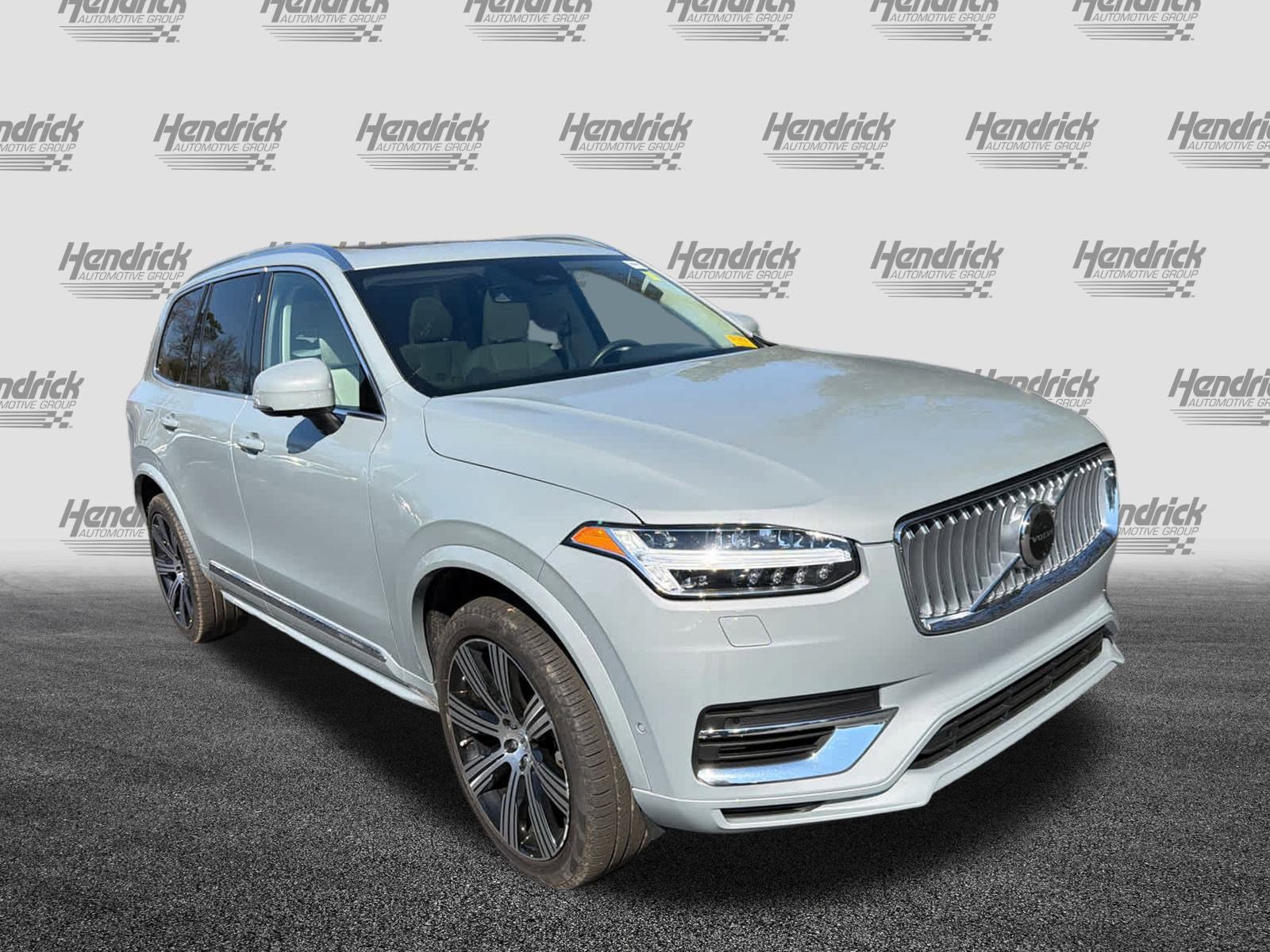 Certified 2024 Volvo XC90 T8 Plus w/ Protection Package Premier image 40