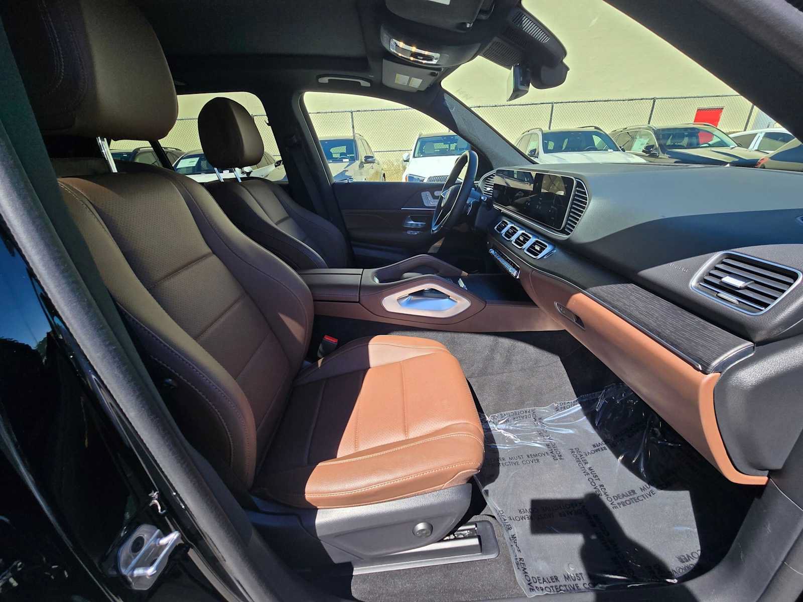Used 2025 Mercedes-Benz GLE 450e 4MATIC image 11