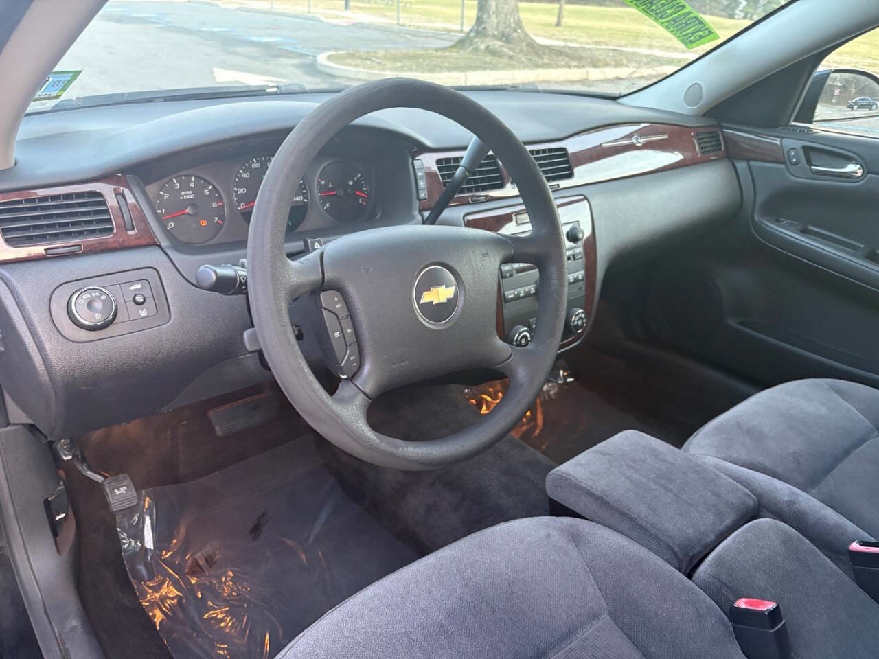 Used 2010 Chevrolet Impala LS FWD image 17