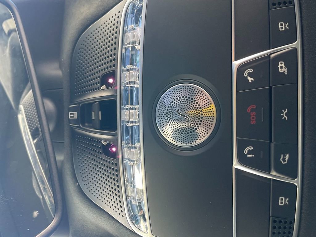 Used 2016 Mercedes-Benz S 550 4MATIC Sedan image 23
