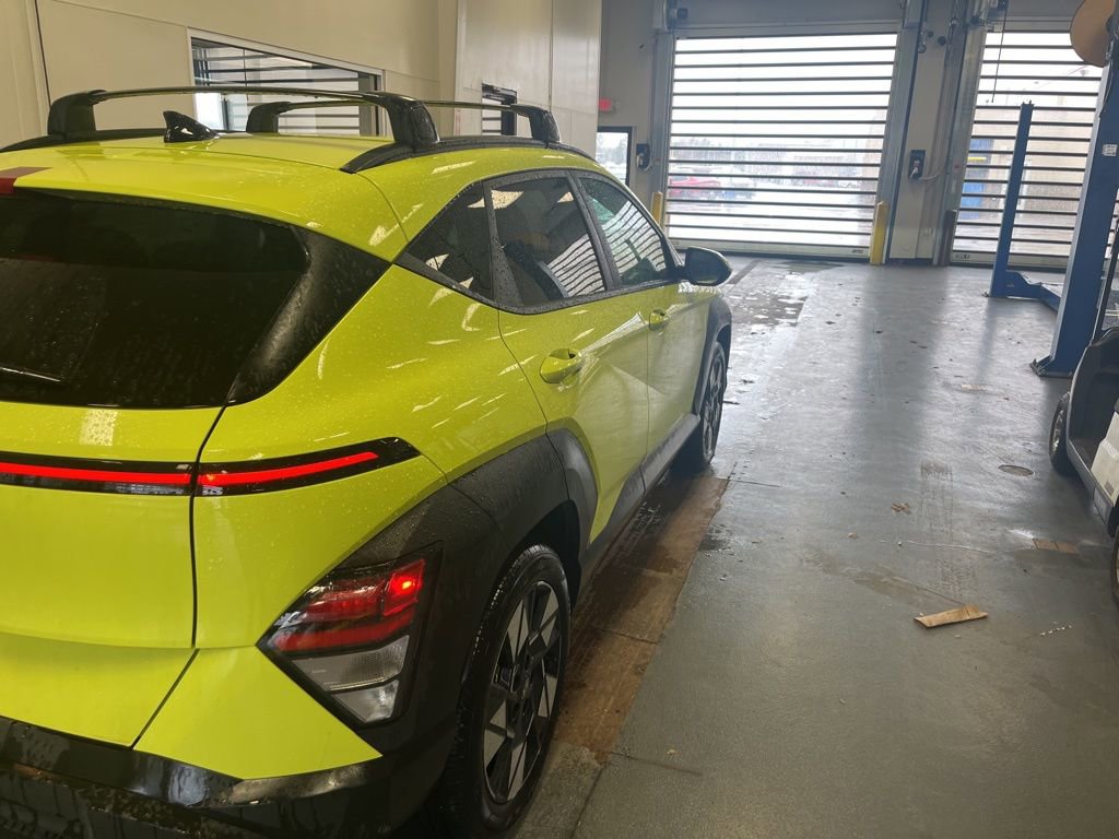 Used 2024 Hyundai Kona SEL w/ Convenience Package image 4