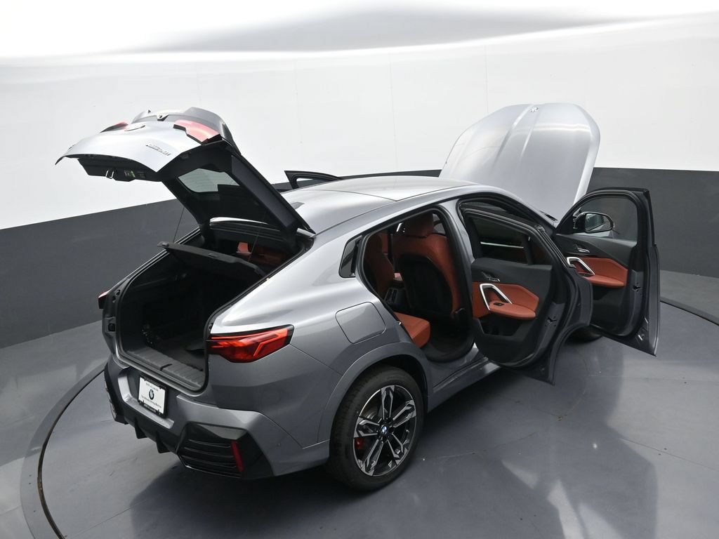 New 2026 BMW X2 xDrive28i w/ Technology Package AWD/4WD image 43