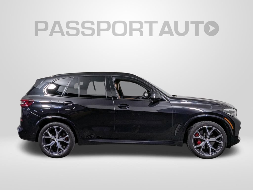 Used 2022 BMW X5 xDrive40i w/ M Sport Package AWD/4WD image 8