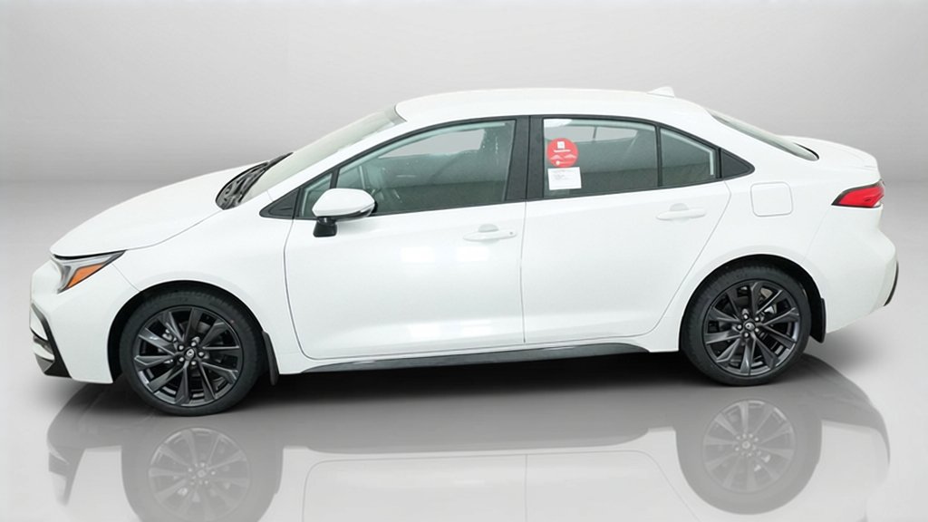 New 2027 Toyota Corolla SE FWD image 2