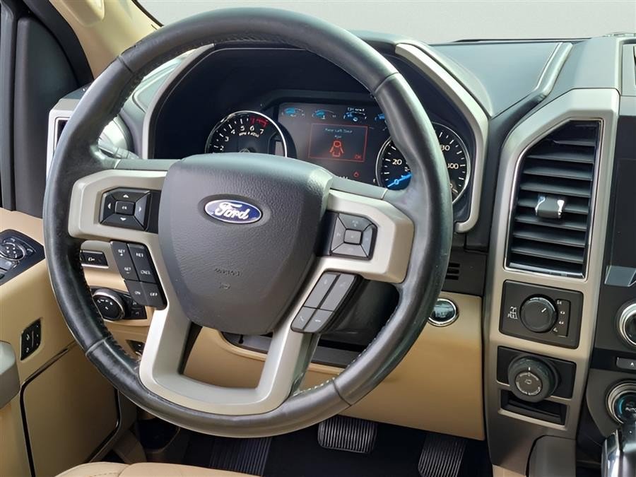 Used 2017 Ford F150 Lariat w/ Equipment Group 502A Luxury AWD/4WD image 14