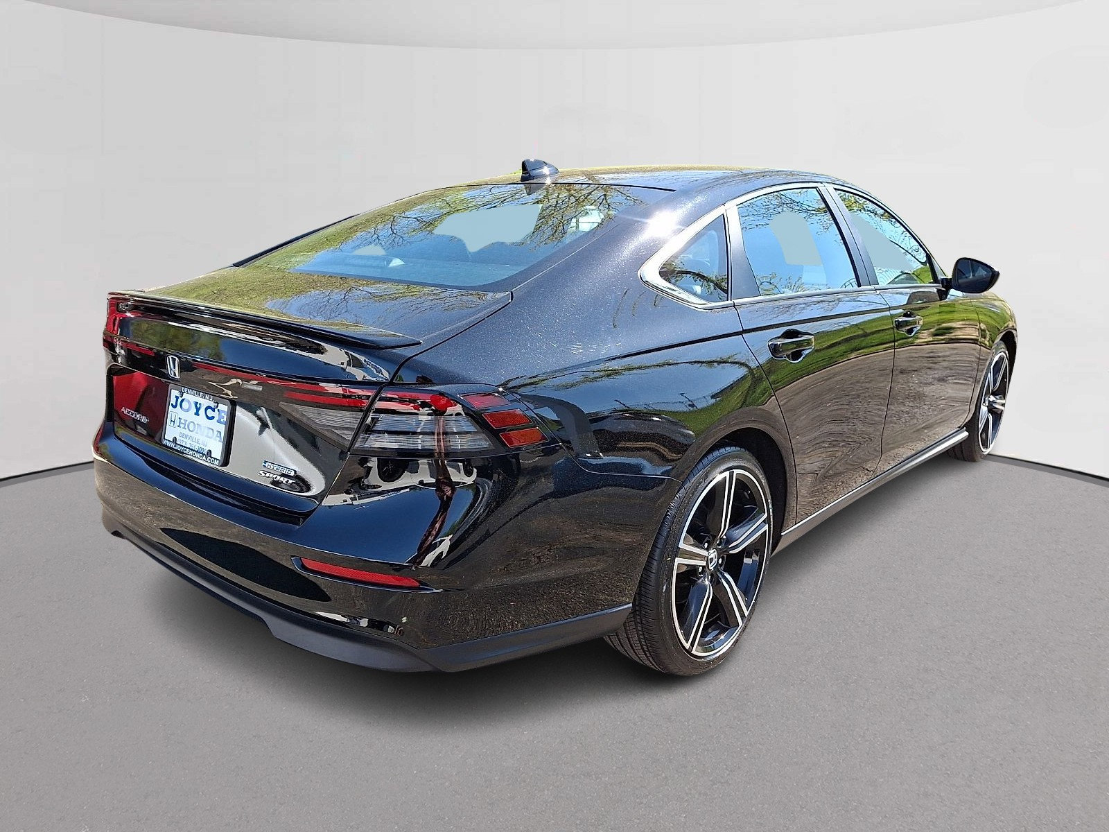 Certified 2023 Honda Accord Sport image 10
