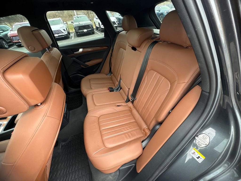 Used 2022 Audi Q5 2.0T Premium Plus image 11