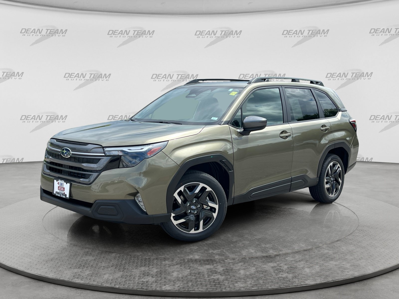 Certified 2025 Subaru Forester Premium AWD/4WD image 3