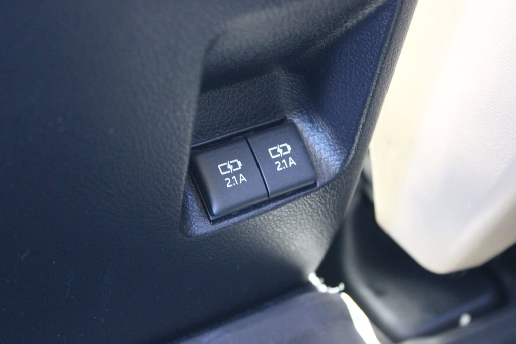 Used 2022 Toyota 4Runner Limited image 21