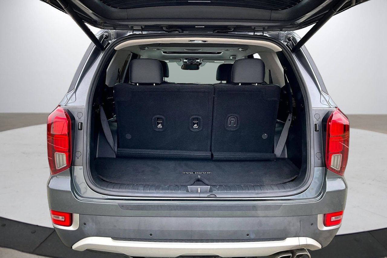 Used 2022 Hyundai Palisade SEL w/ Premium Package image 27