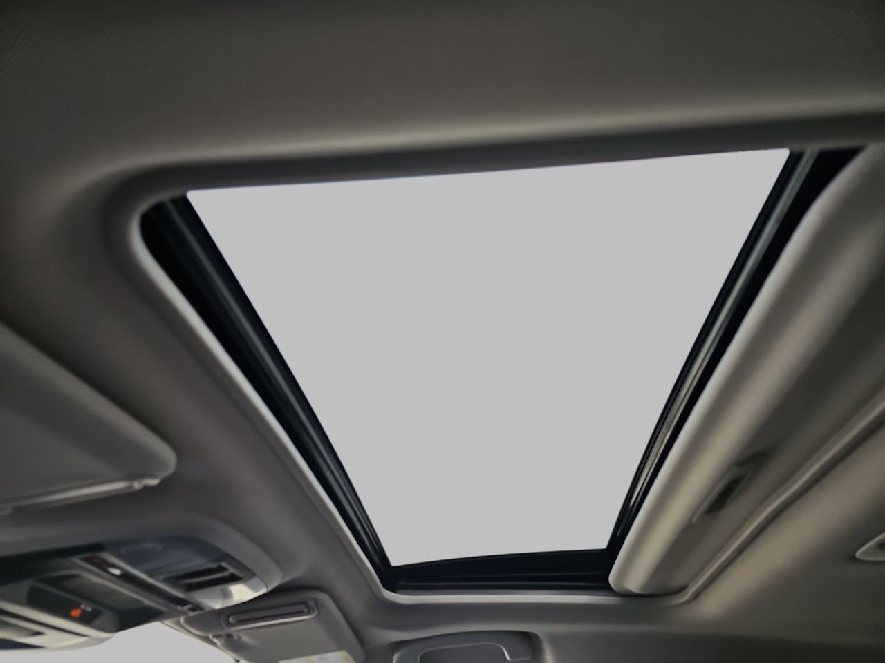 Certified 2026 Subaru Crosstrek 2.0i Premium image 34