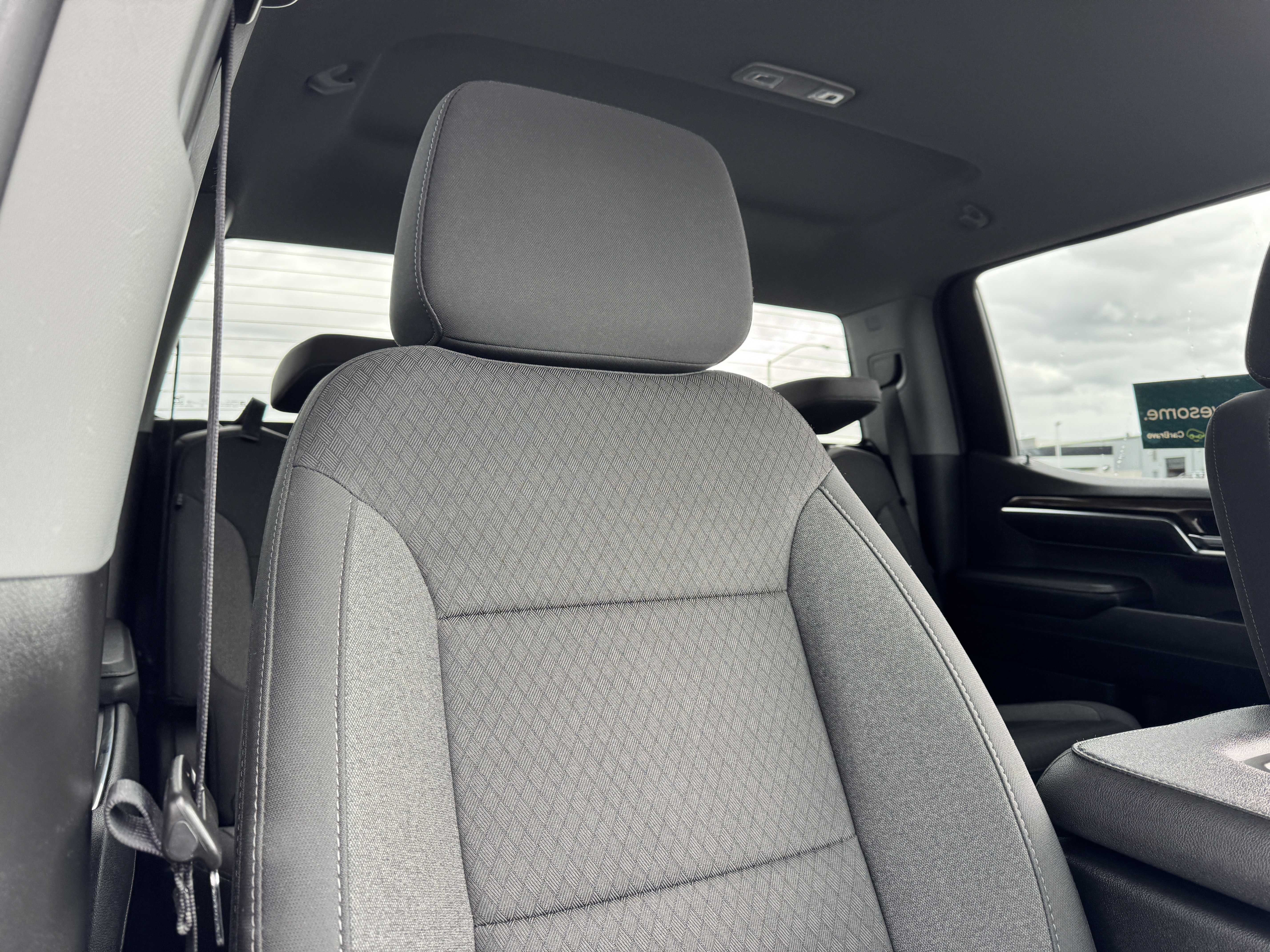 Used 2023 Chevrolet Silverado 1500 LT image 23