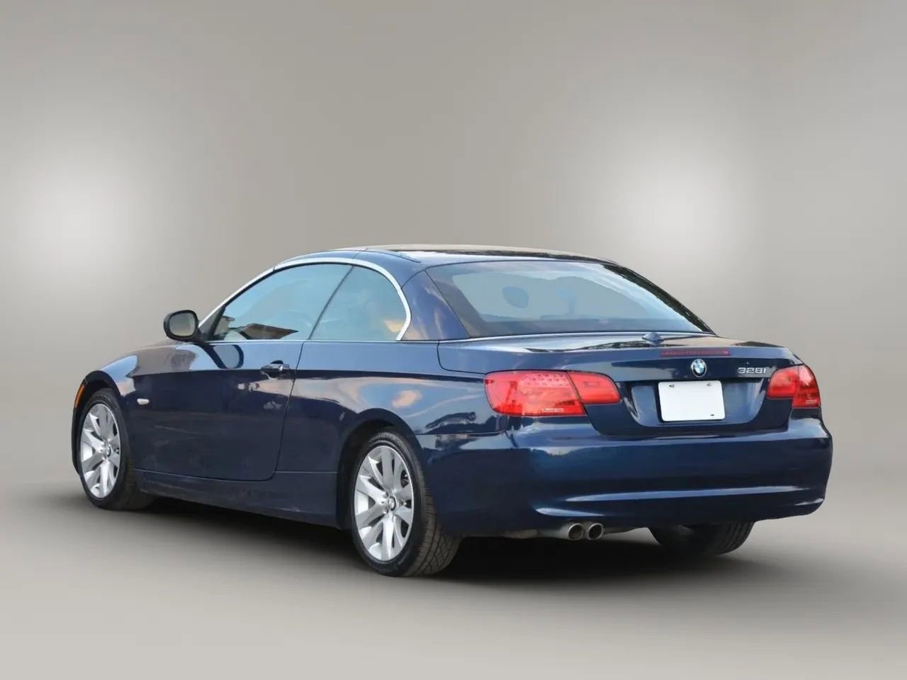 Used 2013 BMW 328i Convertible image 13