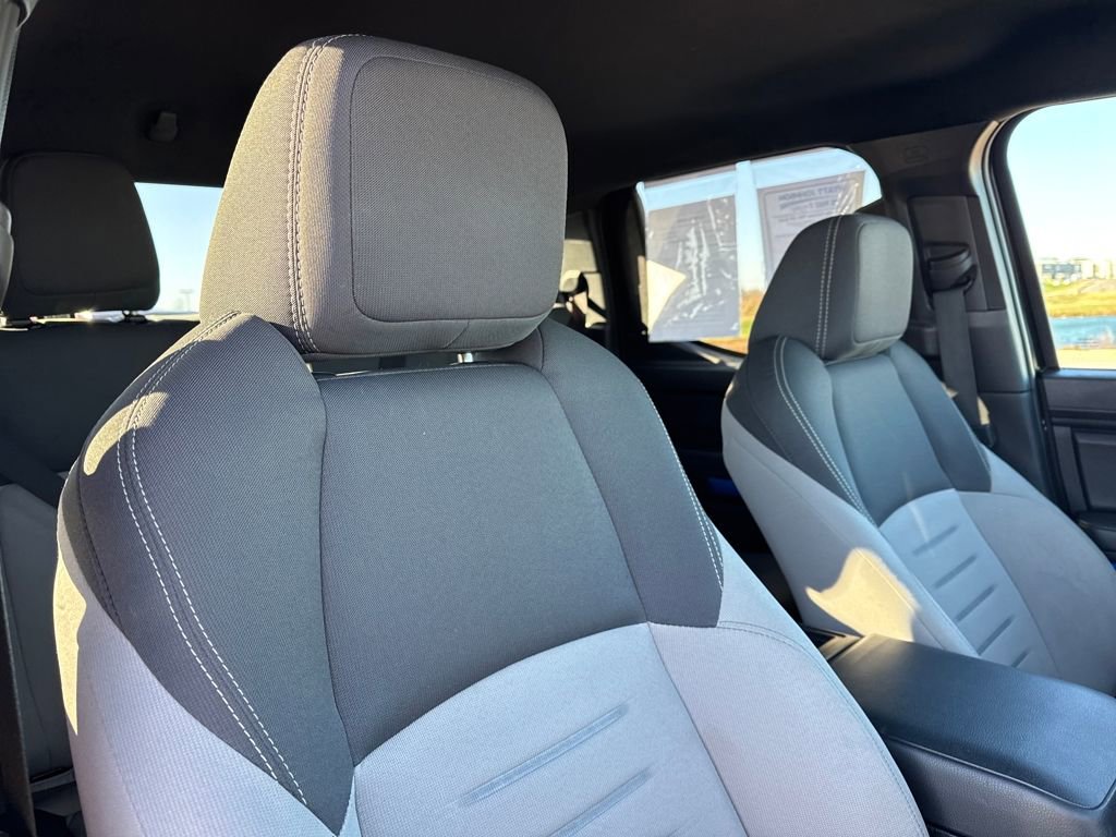 Used 2024 Toyota Tacoma TRD Off-Road image 27