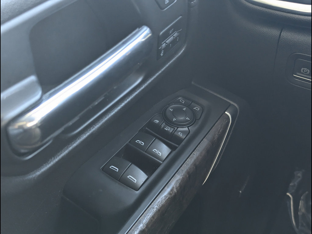 Used 2020 GMC Sierra 2500 Denali w/ Denali Ultimate Package image 31